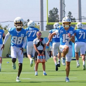 Factors Behind Los Angeles Chargers’ Poor Start