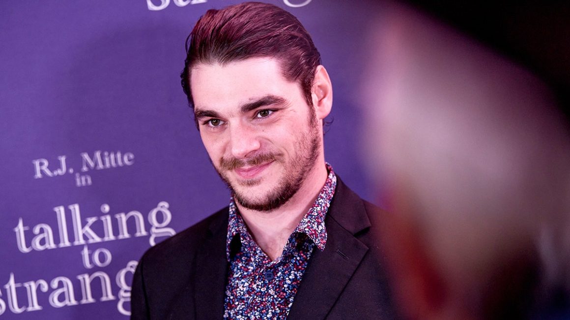 RJ Mitte, ‘Breaking Bad’ Actor and Advocate, Dies