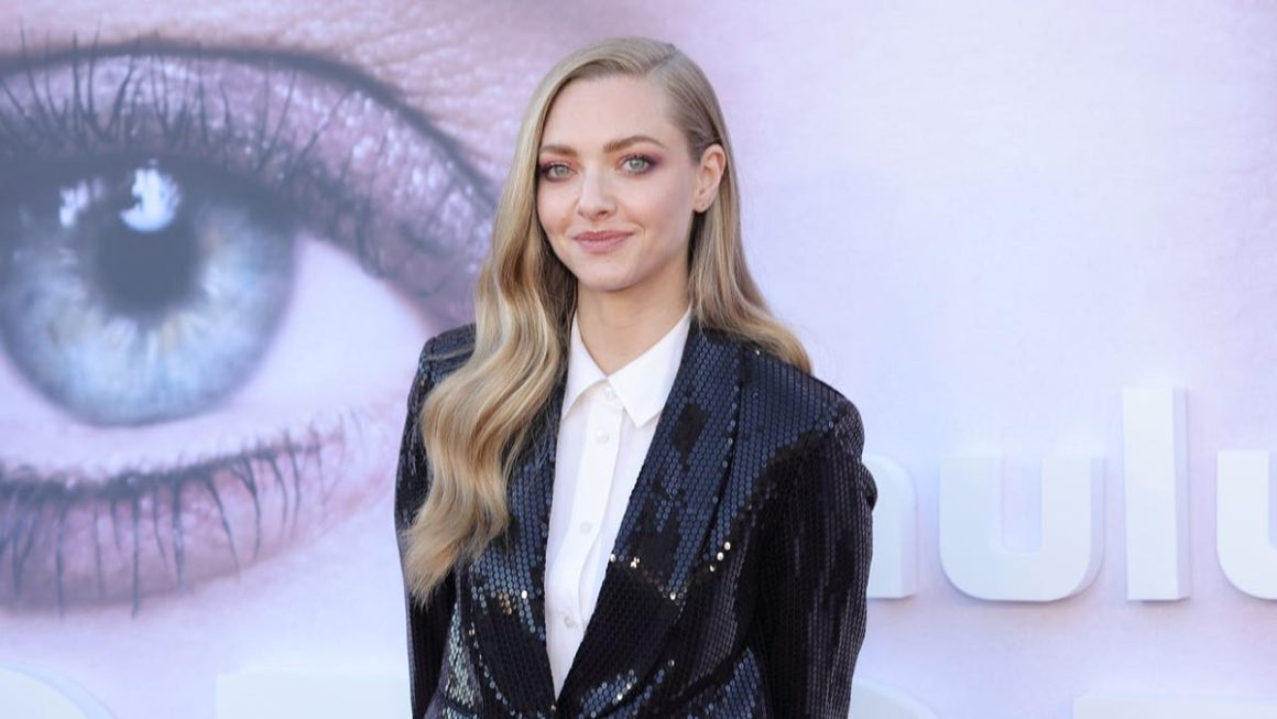 19e5e403-d33b-4f97-81a3-df7afc0021db Amanda Seyfried Faces Criticism Over Elizabeth Holmes Documentary