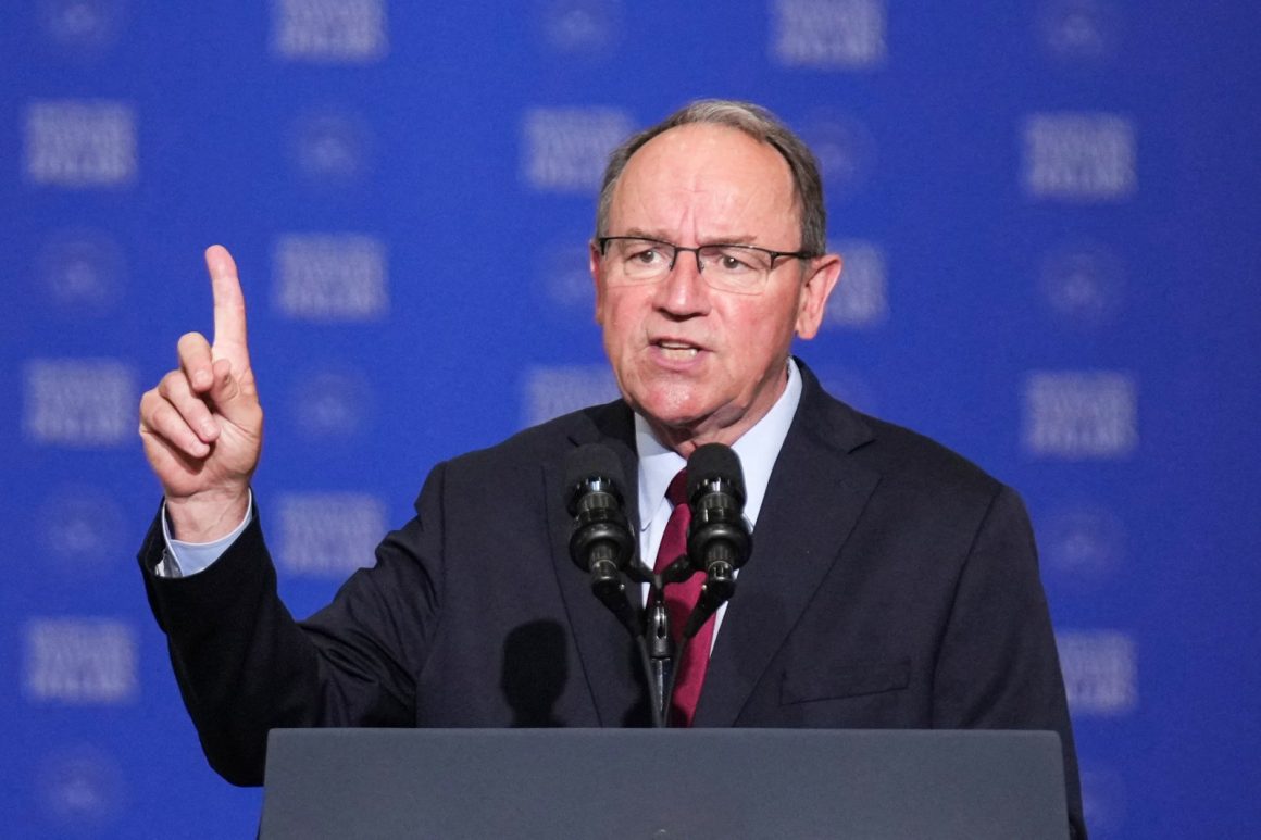 Wisconsin Governor Race: Statistical Tie Between Tiffany and Crowley