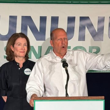 Tightening Race in New Hampshire Senate Election