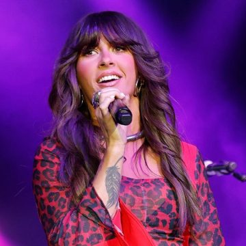 Ella Langley’s Passion for Hunting and Music