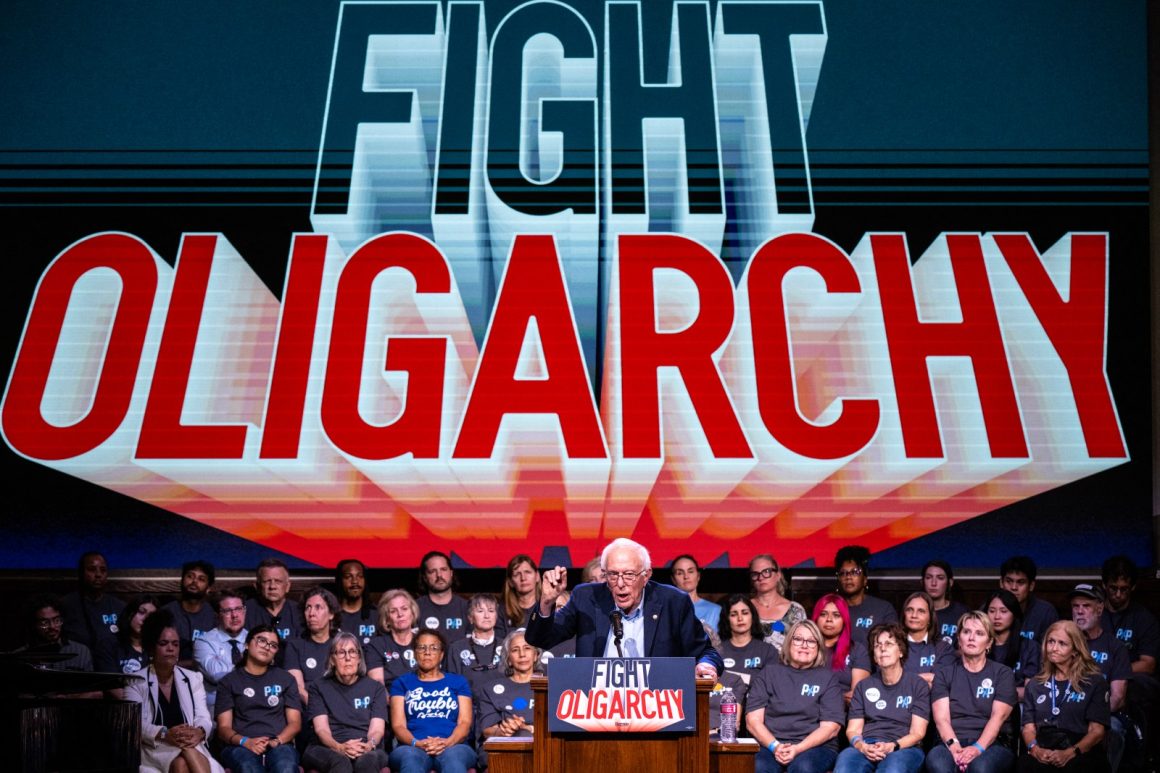 Democratic Candidates Navigate Sanders’ Influence in Texas Politics