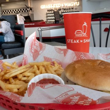 Steak ‘n Shake Eliminates Seed Oils from Buns in Healthier Ingredient Overhaul