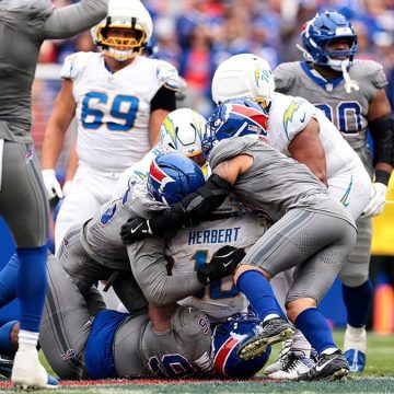 Challenges and Reflections: The Los Angeles Chargers and Dan Fouts