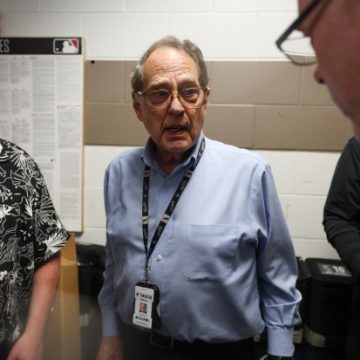 White Sox Triumph in Wild-Card Series, Defy Expectations