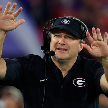 Georgia Faces Alabama Amidst Stormy Weather and Rivalry Tensions
