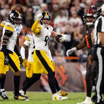 TJ Watt’s On-Field Frustration Reflects Defensive Concerns