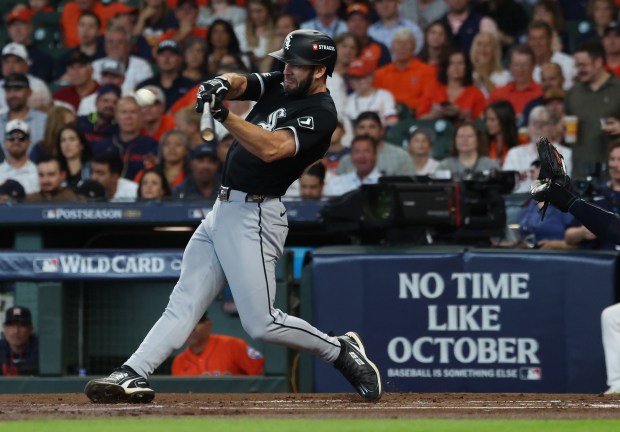 83fd1d22-3f75-4022-9ec6-69364f63bb67 White Sox Advance to ALDS After Beating Astros in Wild-Card Series