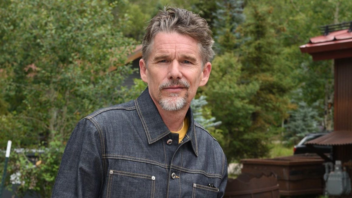 84c8cfcb-f8f0-4584-ba51-ea984b74210f Ethan Hawke Criticizes Hollywood Power Structures and Celebrity Culture