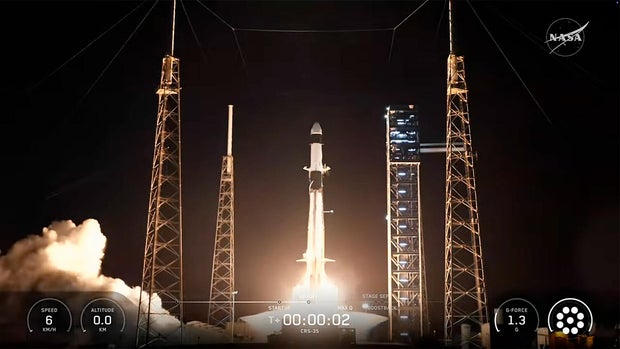 99e1fd17-77a4-479d-abab-31a40d9627f2 SpaceX Dragon Cargo Mission and Solar Array Upgrade at the ISS