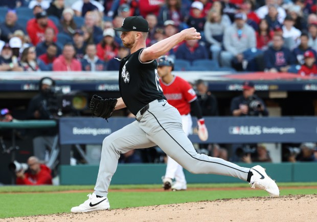 9adfe3e8-a685-4139-bbed-4dfbeb3011b4 Chicago White Sox Energized by Supportive Fans in ALDS