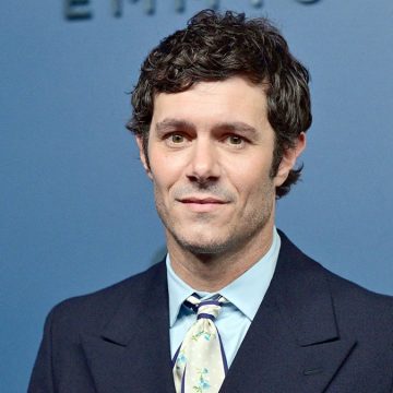 Rabbi and Others Respond to Adam Brody’s Genocide Comments