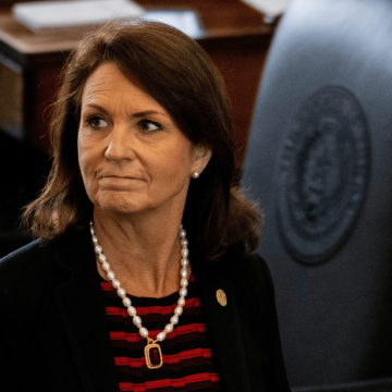 9dfa46ab-c018-43b8-9dec-7f214ea618f9 Angela Paxton Advocates for GOP Support Amid Senate Race Challenges