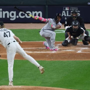 White Sox Face Game 5 After ALDS Loss to Guardians