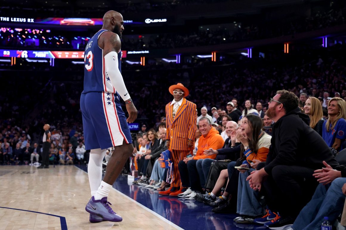 b9711e8c-e196-48f7-8666-89341fdfcf15 LeBron James Shines in Philadelphia 76ers Debut Against Knicks