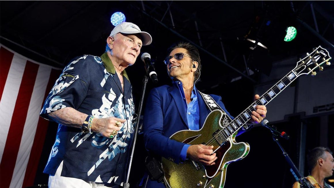 John Stamos and Mike Love: A Touching Performance at the Ryman