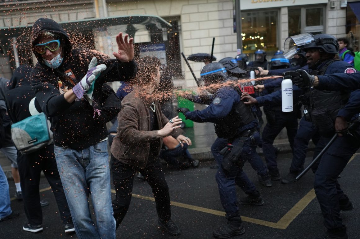 c58ddb48-9236-4763-96d5-92fe676420fc Controversial Rap Song Provokes Protests and Investigations in France