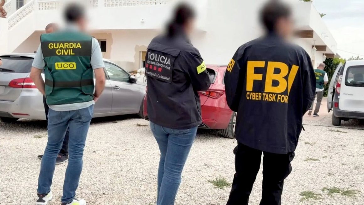 Teen Allegedly Led International Ransomware Group