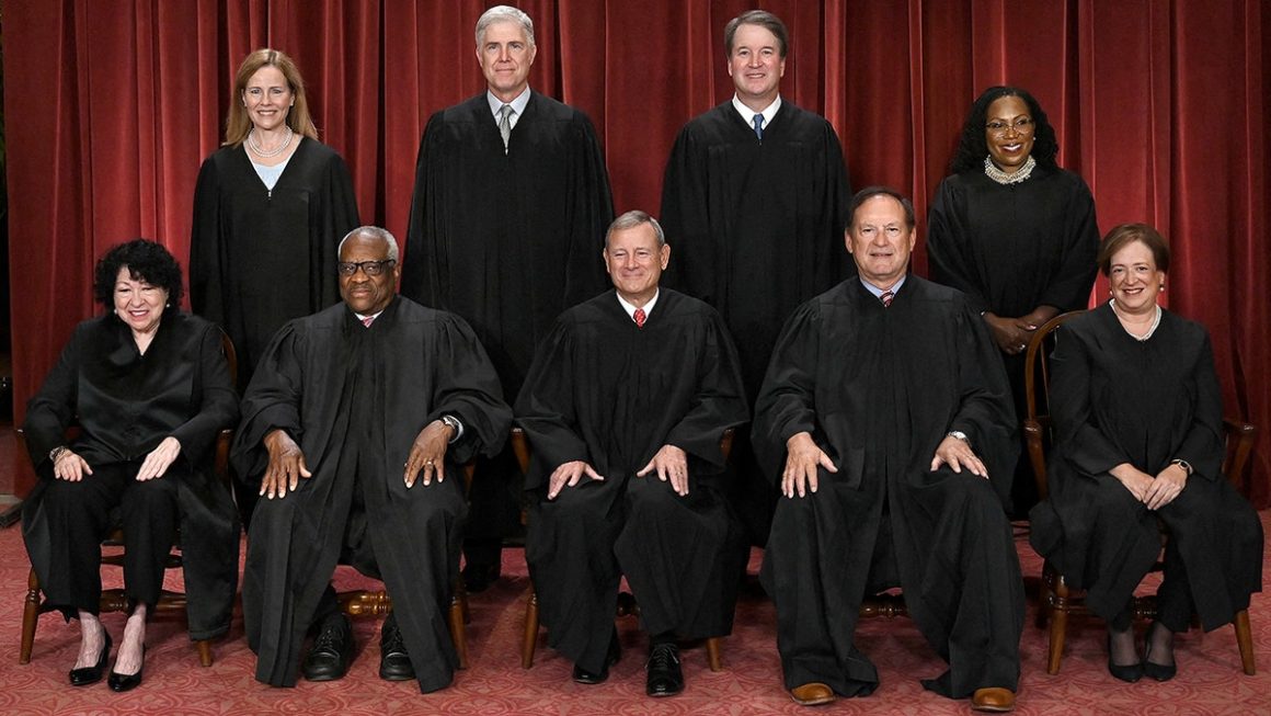 d81f1dce-18c2-4f2d-8c02-c7c885dcca61 Debate Over Expanding the U.S. Supreme Court