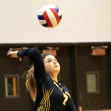 Caroline Candela Shines as Metea Valley’s Energizing Libero