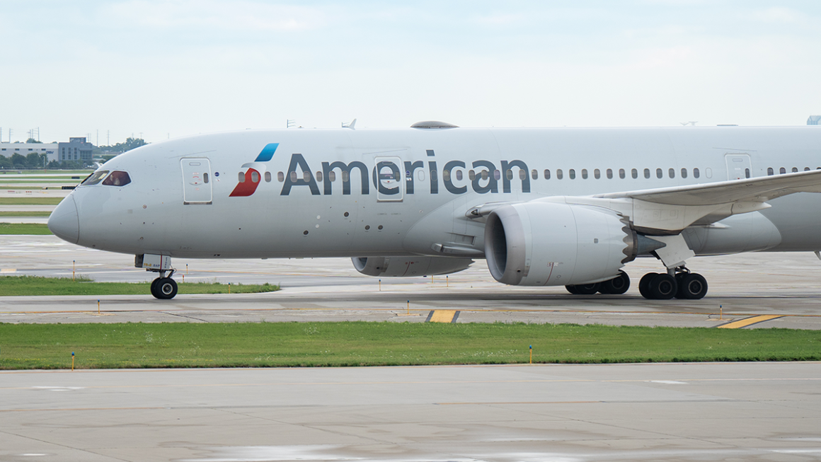 Brake Issues Hit American Airlines Flight in Chicago